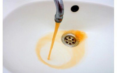 Замръзването на водопроводната вода в градовете: Причини, последици и как да се предпазите