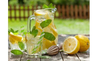 7 ползи от пиенето на вода с лимон, според диетолог